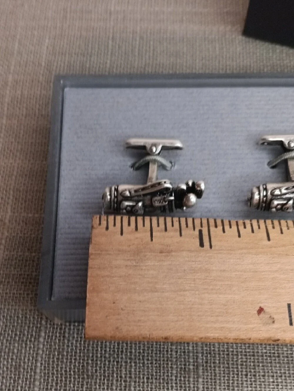 Kenneth Cole New York Silver Golf Bag Cuff Links - Detailed Club Design